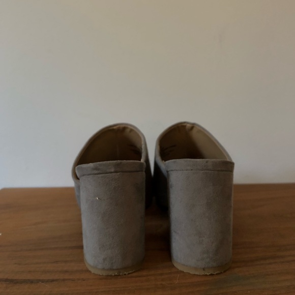 A•N•D - Picture 3 of 4